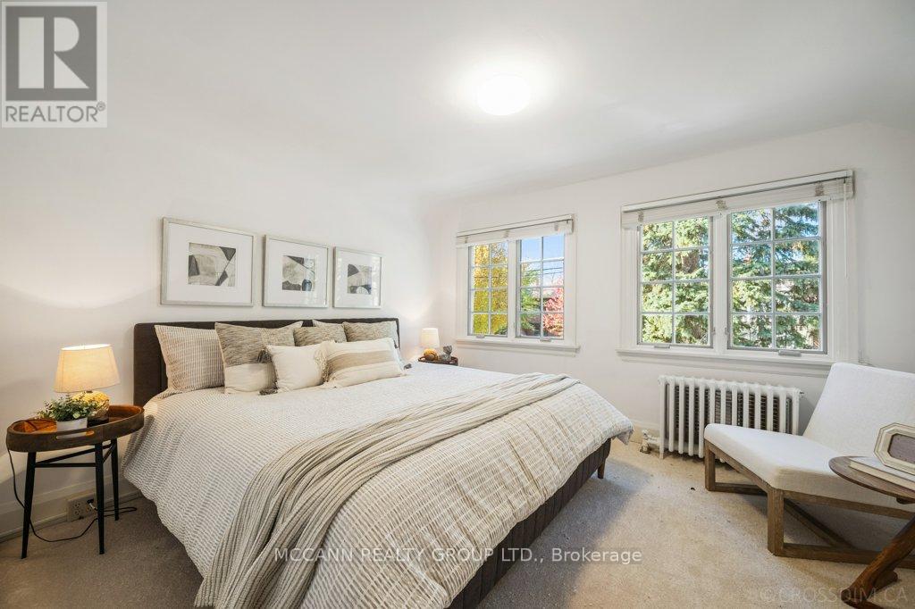 17 Donegall Drive, Toronto, Ontario  M4G 3G6 - Photo 17 - C12484078