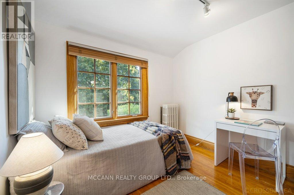 17 Donegall Drive, Toronto, Ontario  M4G 3G6 - Photo 20 - C12484078