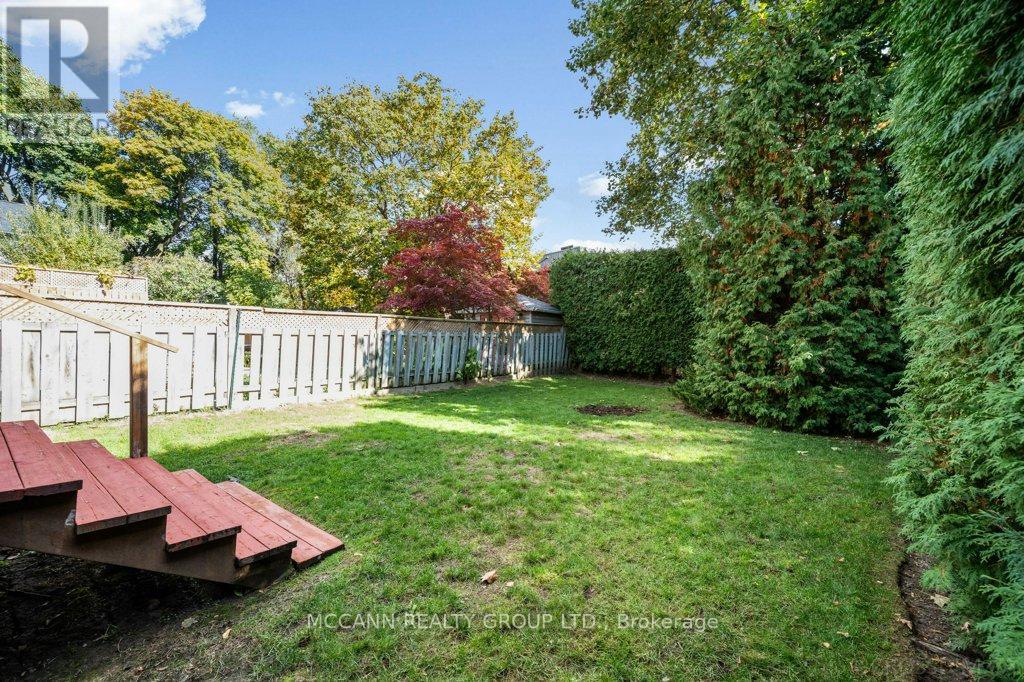 17 Donegall Drive, Toronto, Ontario  M4G 3G6 - Photo 27 - C12484078