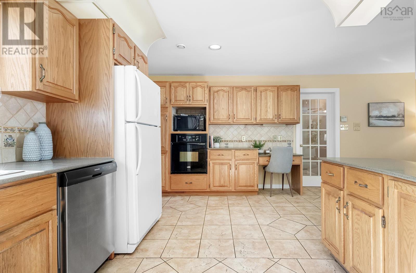 16 Mountain Ash Court, Dartmouth, Nova Scotia  B2Y 4J8 - Photo 11 - 202525723