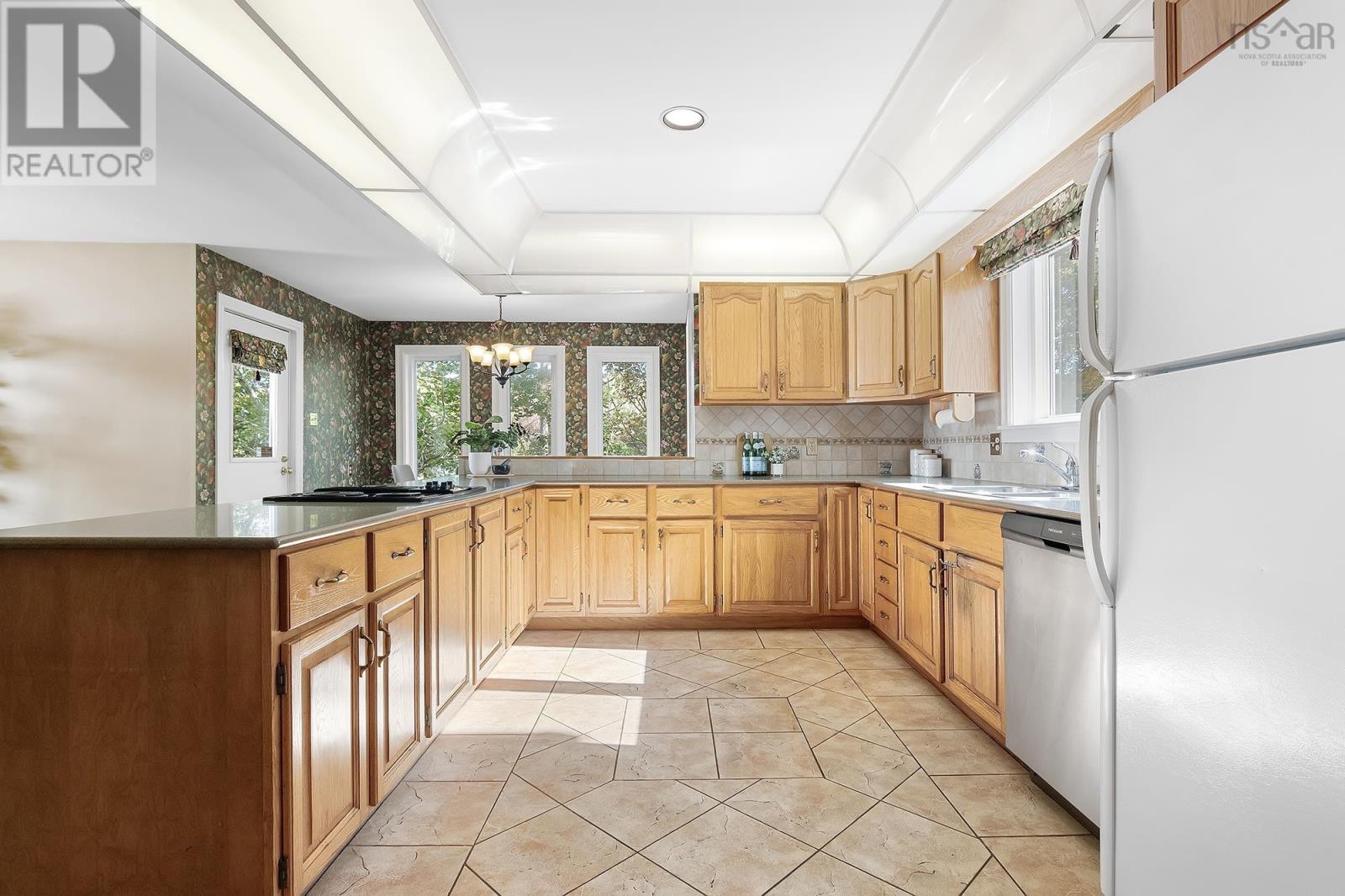 16 Mountain Ash Court, Dartmouth, Nova Scotia  B2Y 4J8 - Photo 12 - 202525723