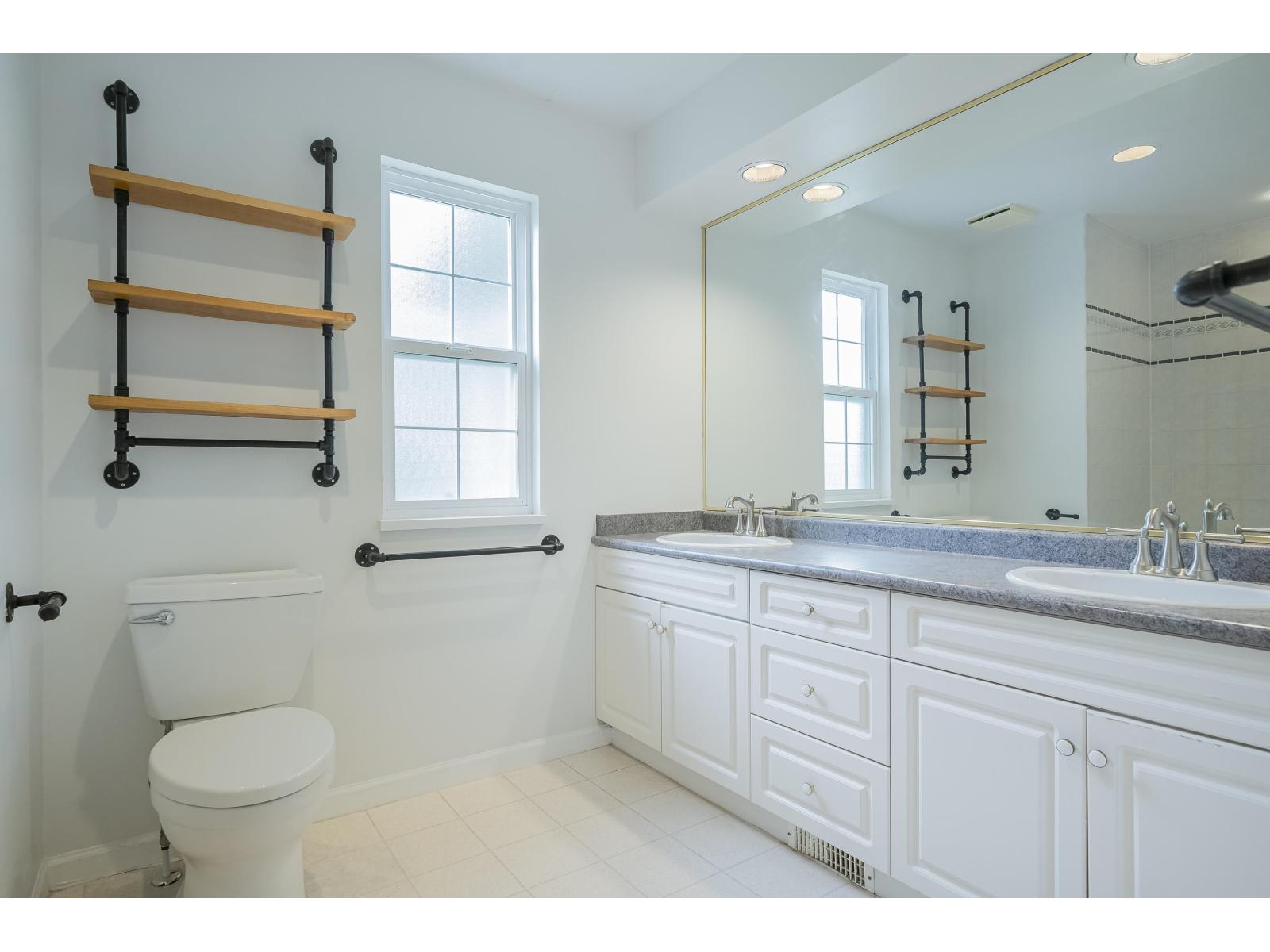 21115 43a Avenue, Langley, British Columbia  V3A 8L8 - Photo 24 - R3061916