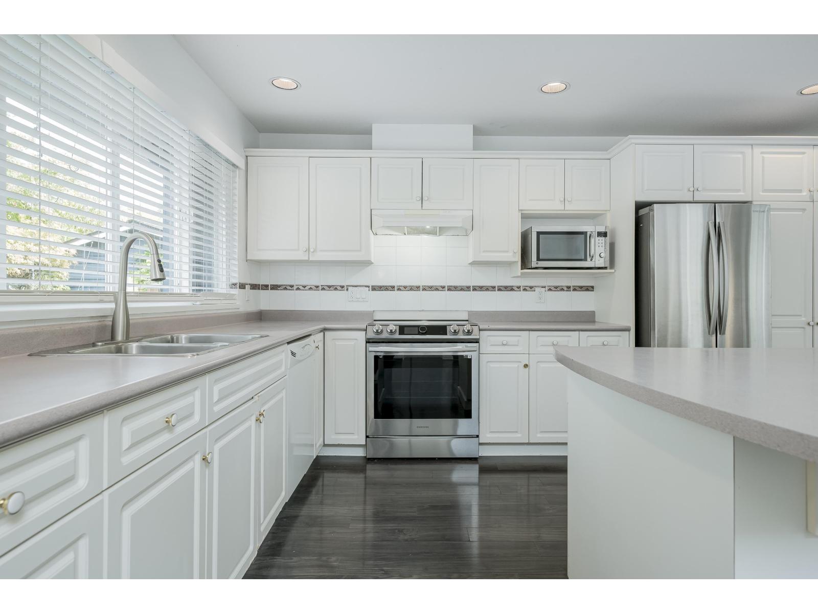 21115 43a Avenue, Langley, British Columbia  V3A 8L8 - Photo 7 - R3061916