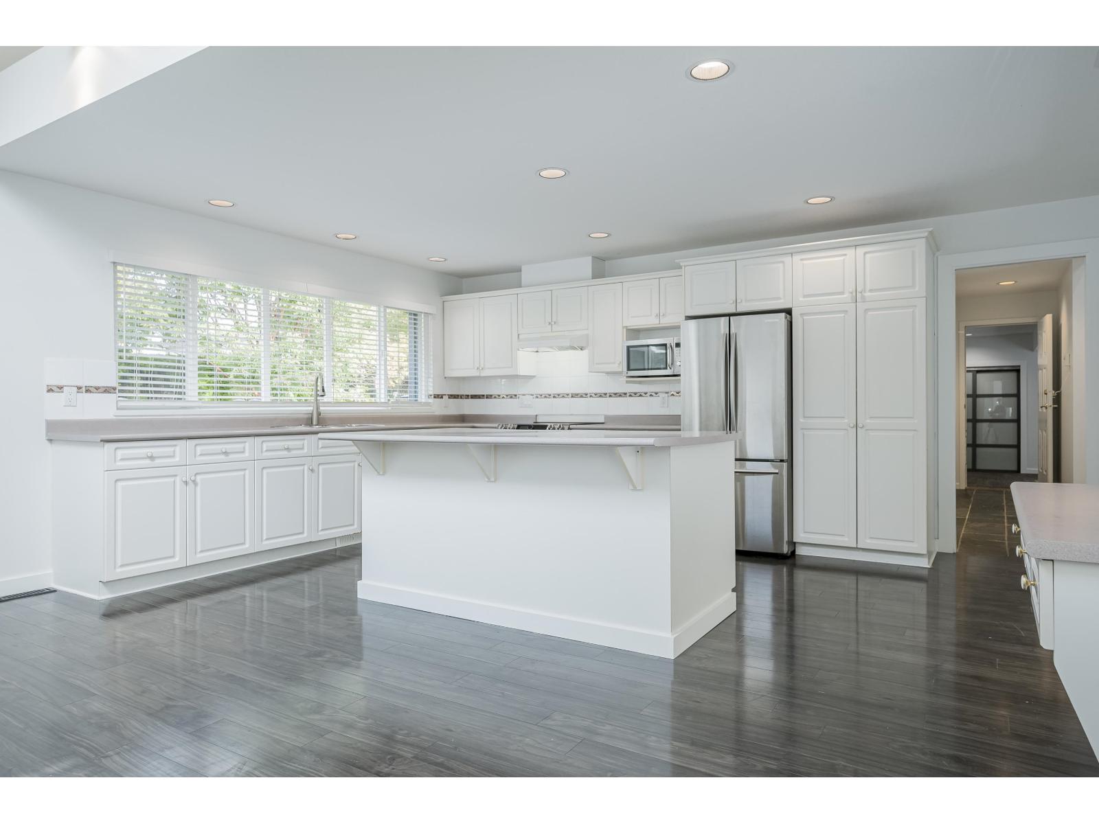 21115 43a Avenue, Langley, British Columbia  V3A 8L8 - Photo 4 - R3061916