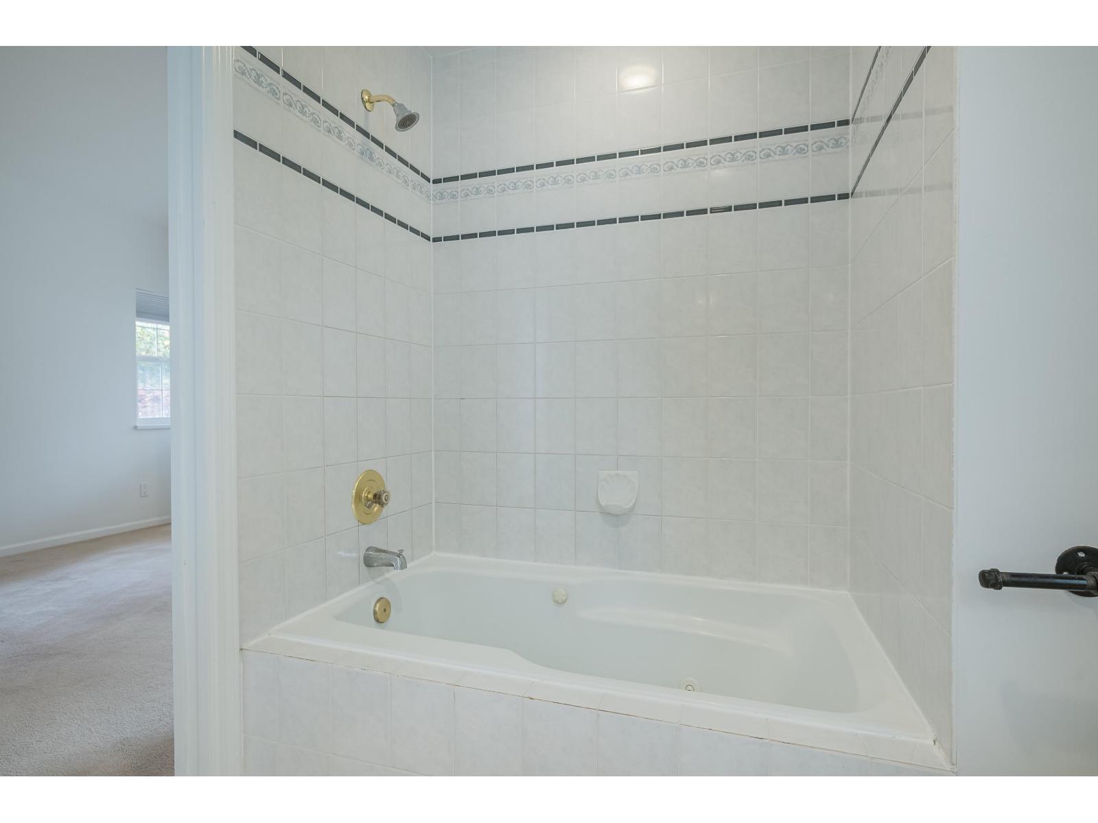 21115 43a Avenue, Langley, British Columbia  V3A 8L8 - Photo 25 - R3061916