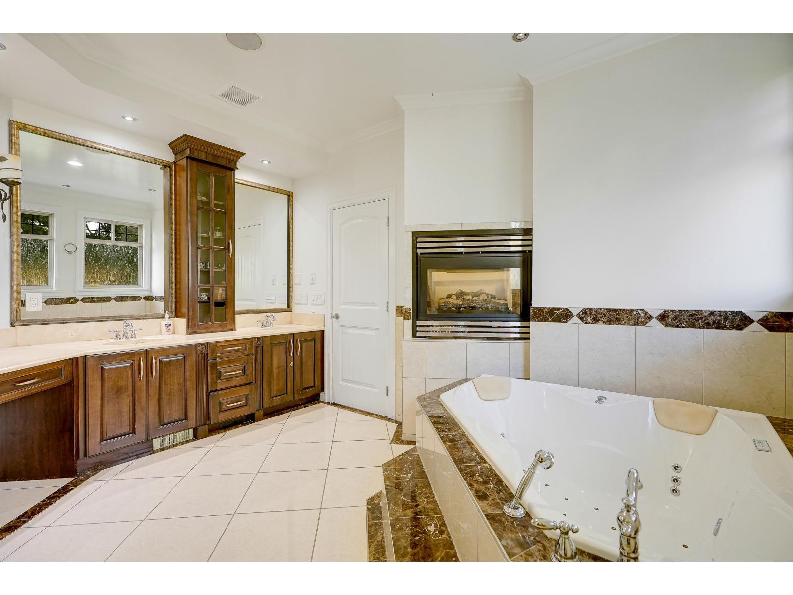 5545 127 Street, Surrey, British Columbia  V3X 3V1 - Photo 27 - R3062015