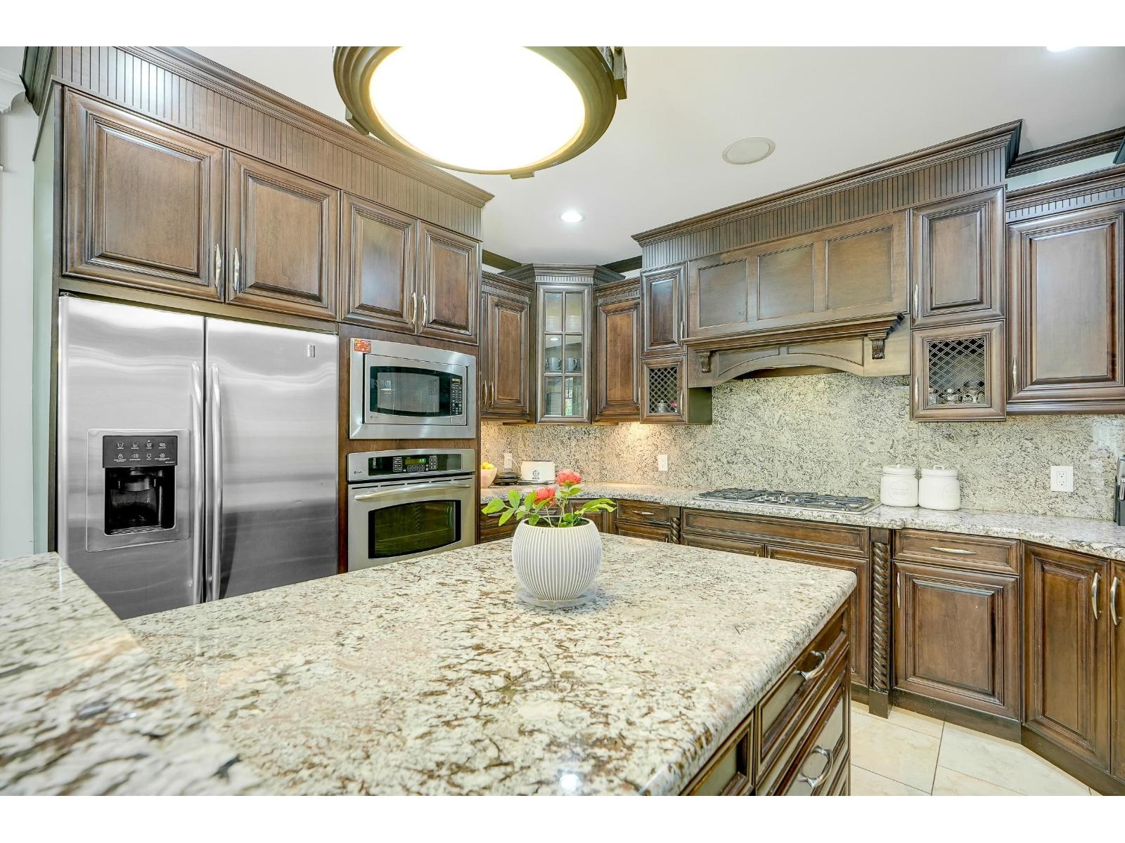 5545 127 Street, Surrey, British Columbia  V3X 3V1 - Photo 8 - R3062015