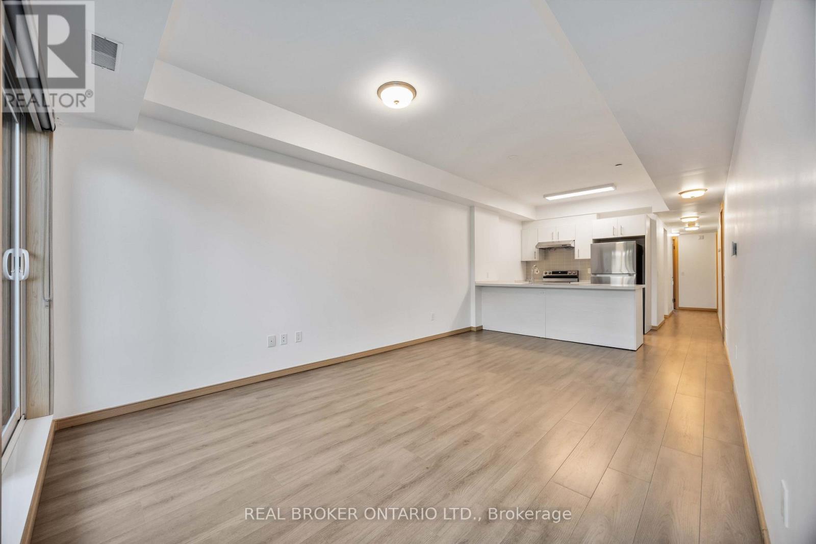 D205 - 200 Chester Le Boulevard, Toronto, Ontario  M1W 0A9 - Photo 3 - E12483978