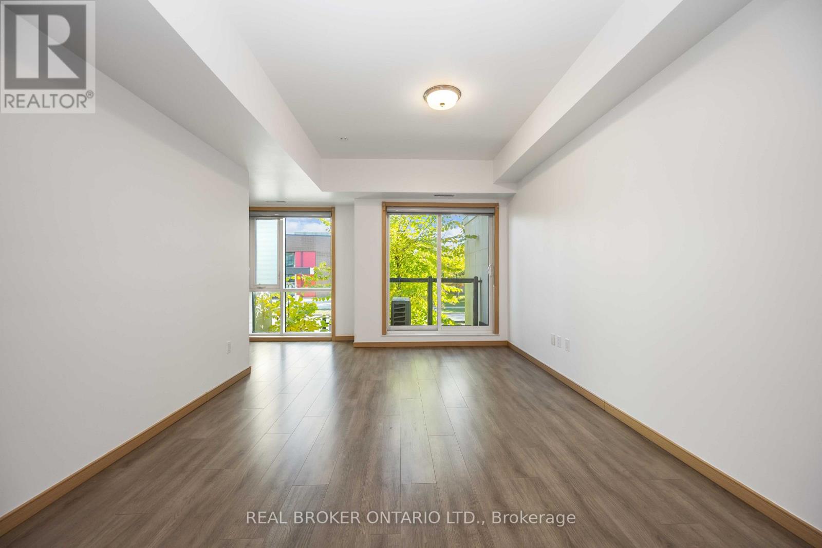 D205 - 200 Chester Le Boulevard, Toronto, Ontario  M1W 0A9 - Photo 4 - E12483978
