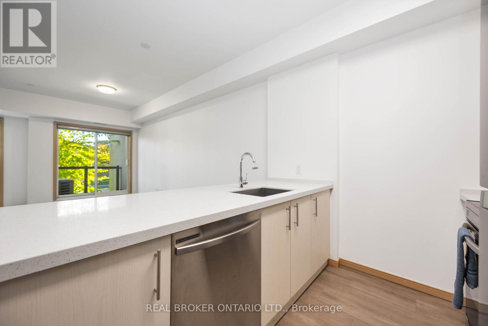 D205 - 200 Chester Le Boulevard, Toronto, Ontario  M1W 0A9 - Photo 6 - E12483978