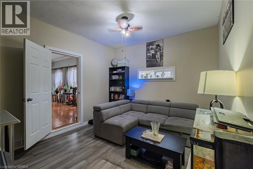 2104 Governors Road, Hamilton, Ontario  L0R 1J0 - Photo 11 - 40782445