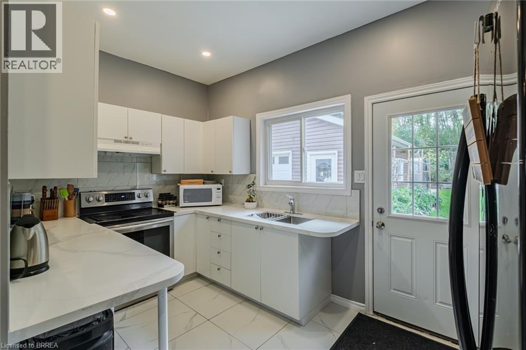 2104 Governors Road, Hamilton, Ontario  L0R 1J0 - Photo 13 - 40782445