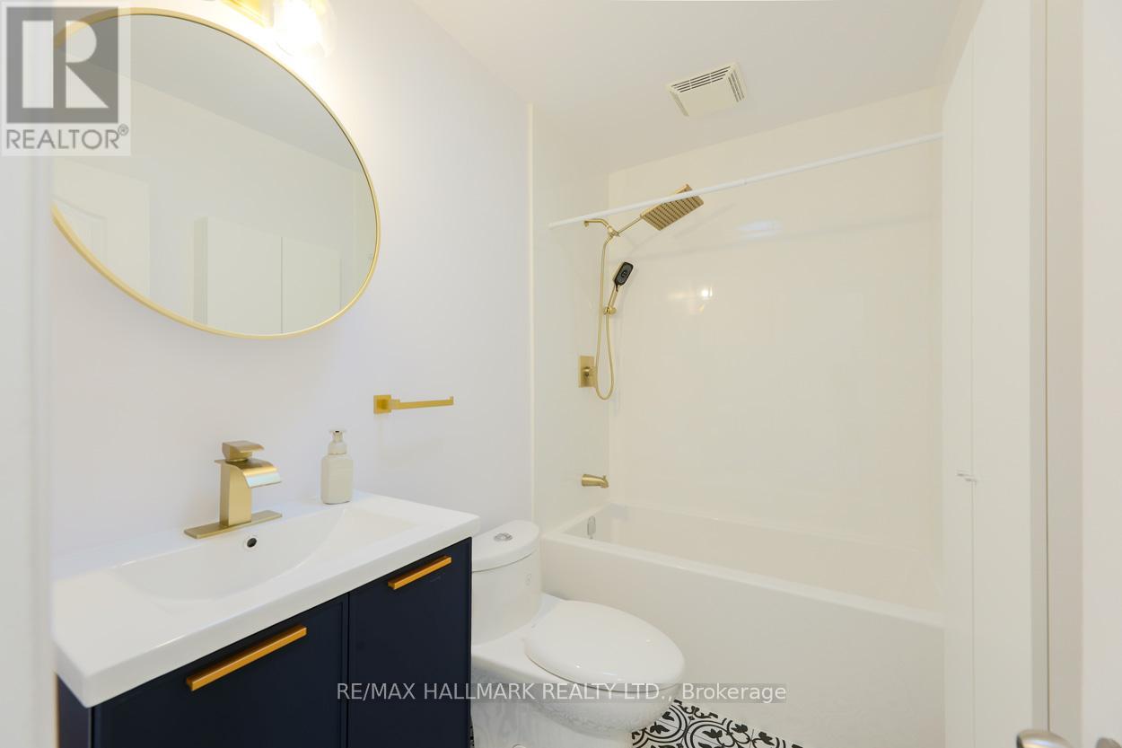 67 Trinnell Boulevard, Toronto, Ontario M1L 1S6 - Photo 9 - E12395559