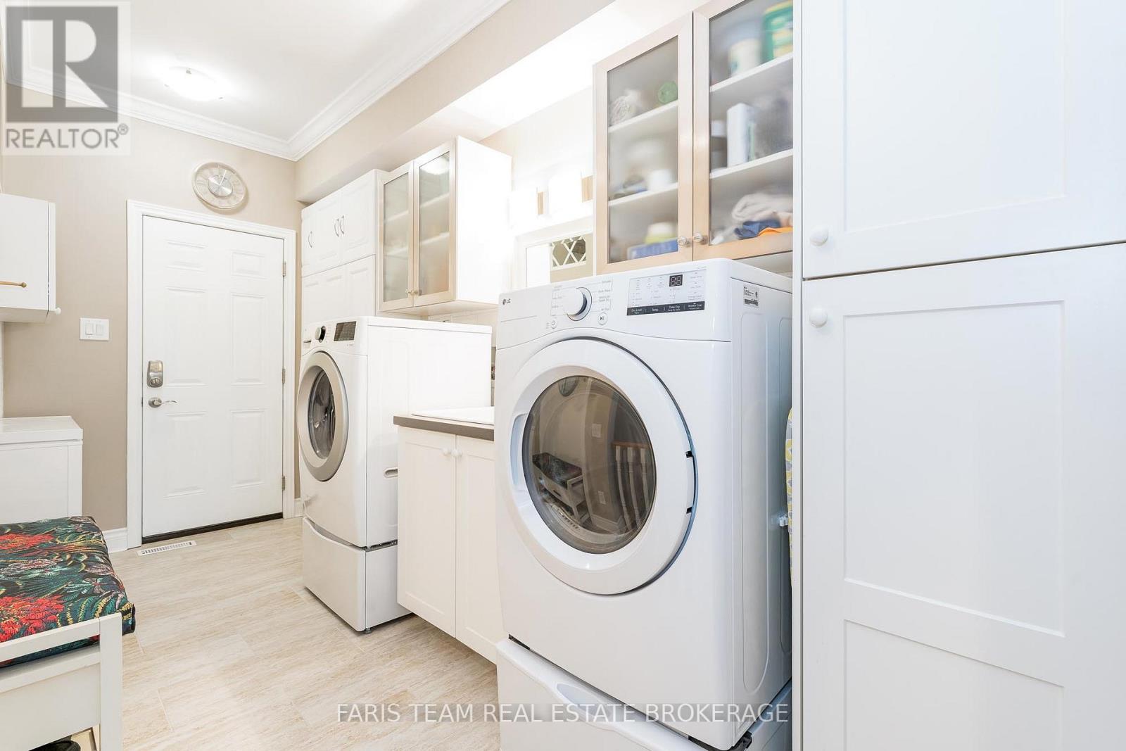 10 Wilton Trail, Aurora, Ontario  L4G 7S9 - Photo 21 - N12483990