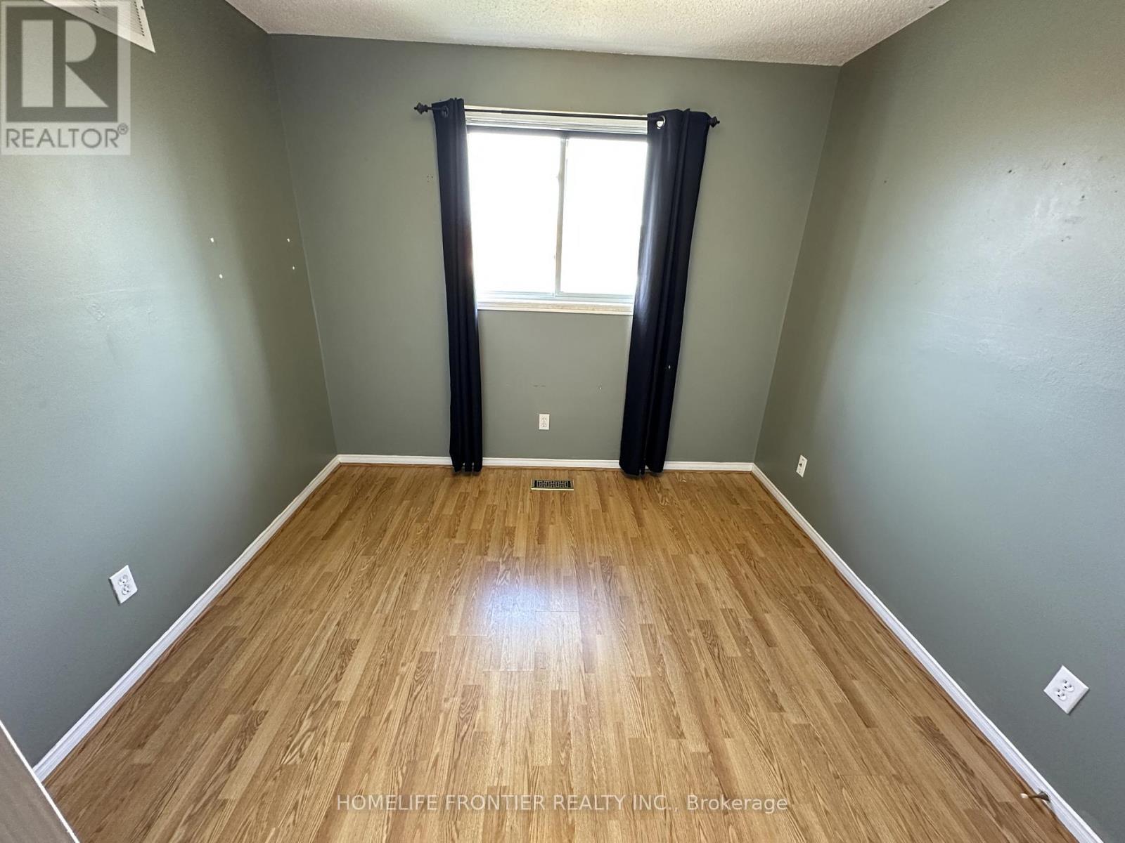 Main - 53 Hattie Court, Georgina, Ontario  L4P 3Z8 - Photo 14 - N12483997