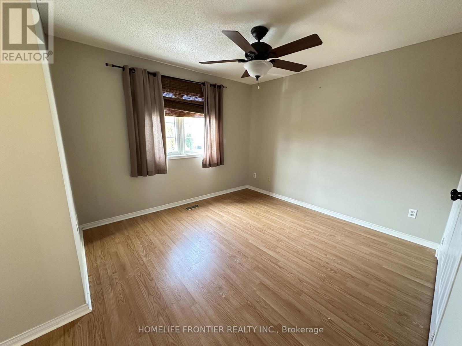 Main - 53 Hattie Court, Georgina, Ontario  L4P 3Z8 - Photo 8 - N12483997