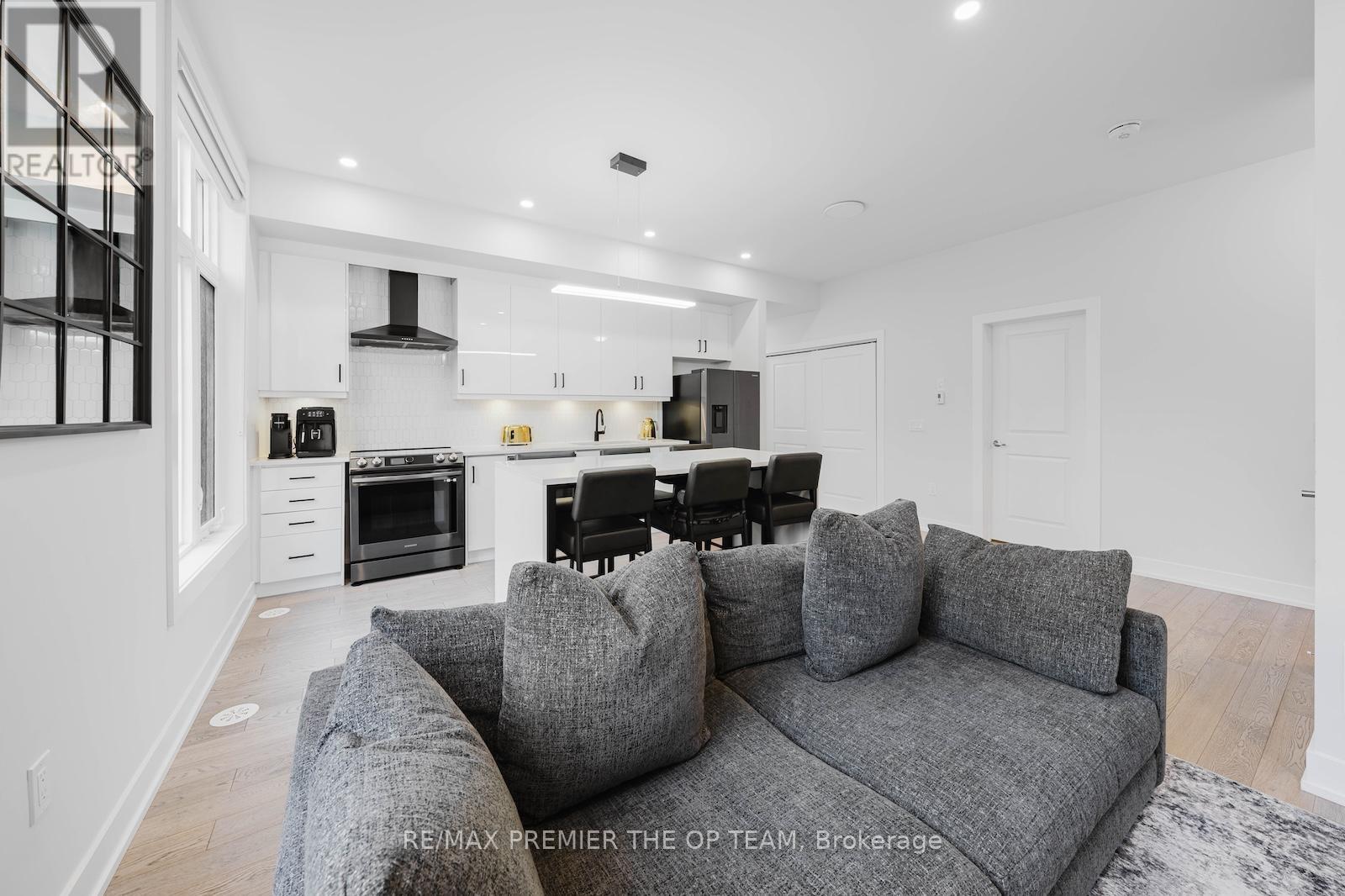 139 - 9580 Islington Avenue, Vaughan, Ontario  L4H 4Z5 - Photo 18 - N12484003