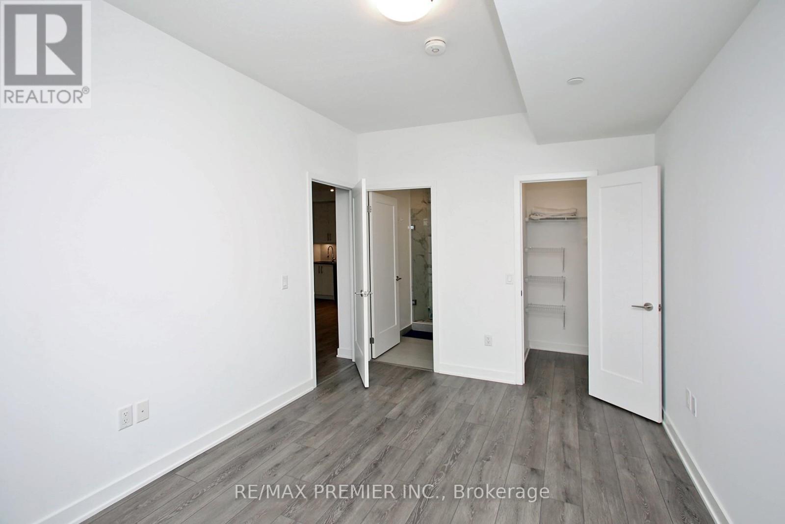 1210 - 95 Oneida Crescent, Richmond Hill, Ontario  L4B 0H5 - Photo 15 - N12484023