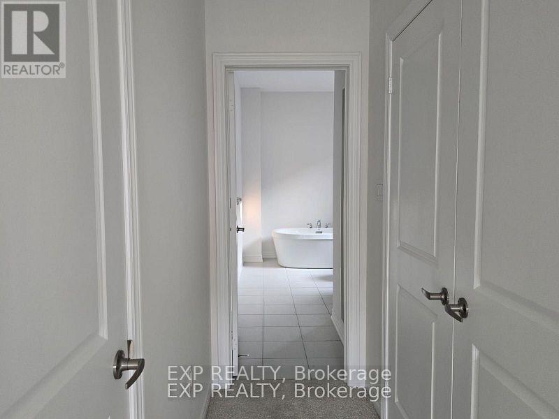 64 Singhampton Road, Vaughan, Ontario  L4H 5J6 - Photo 20 - N12484042