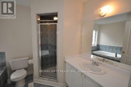 571 Vellore Woods Boulevard, Vaughan, Ontario  L4H 2V8 - Photo 7 - N12484060