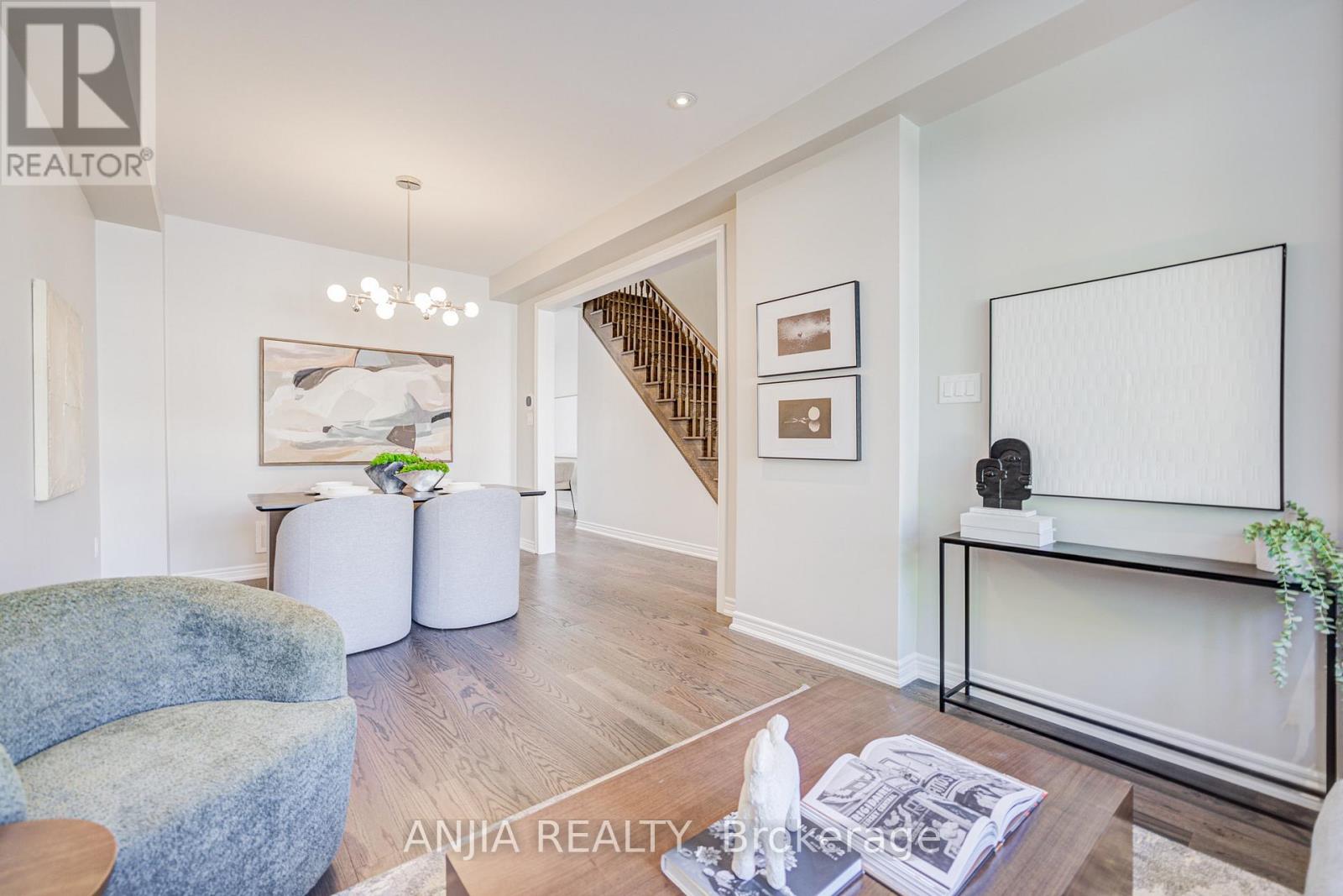 229 South Unionville Avenue, Markham, Ontario  L3R 5S6 - Photo 13 - N12484075