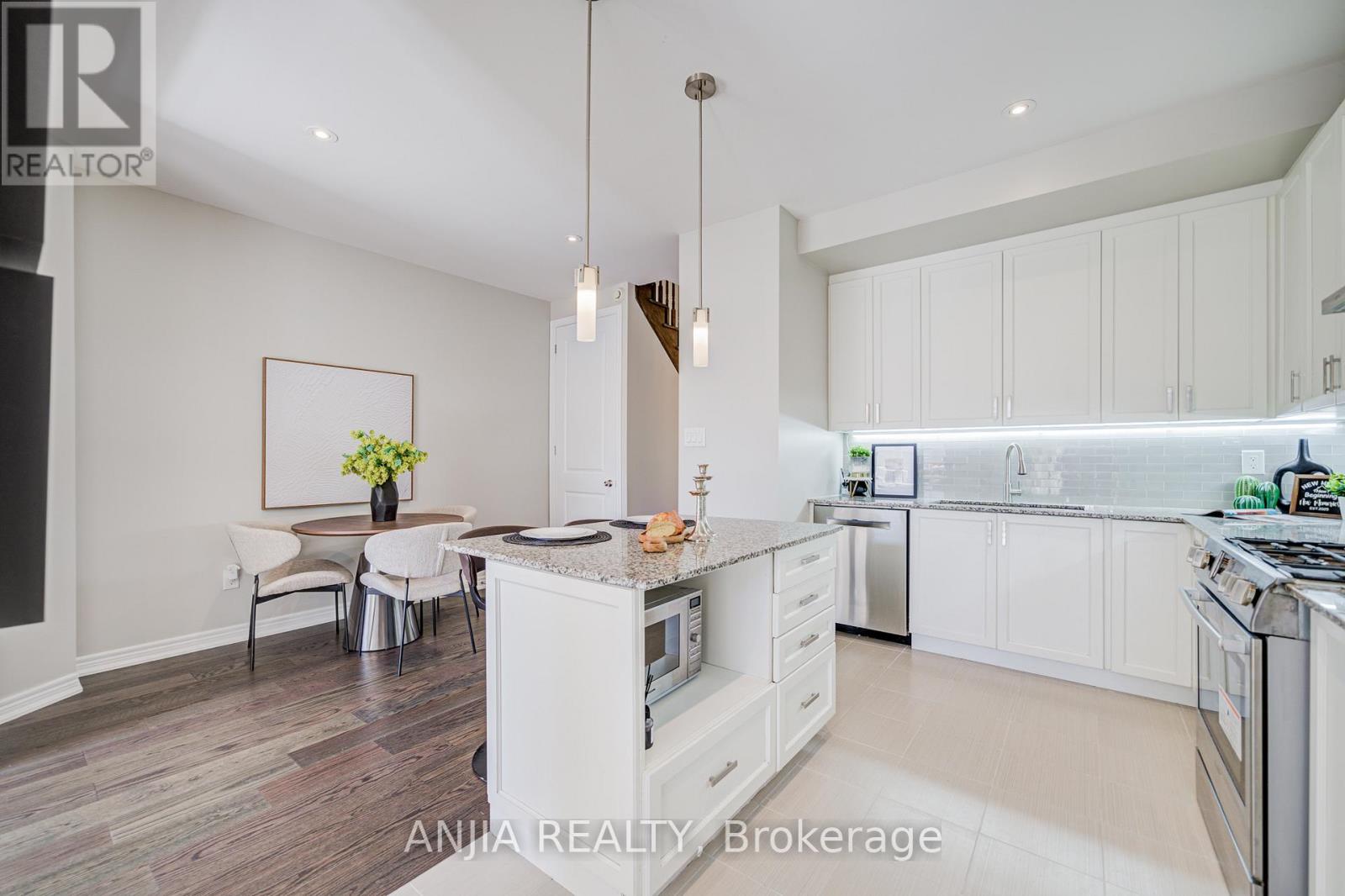 229 South Unionville Avenue, Markham, Ontario  L3R 5S6 - Photo 17 - N12484075