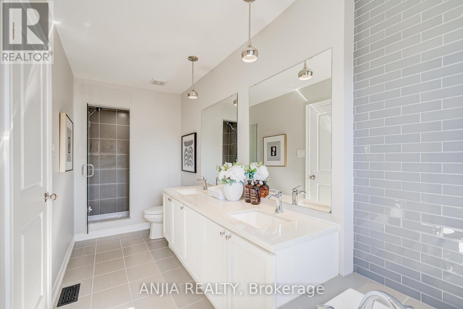 229 South Unionville Avenue, Markham, Ontario  L3R 5S6 - Photo 29 - N12484075