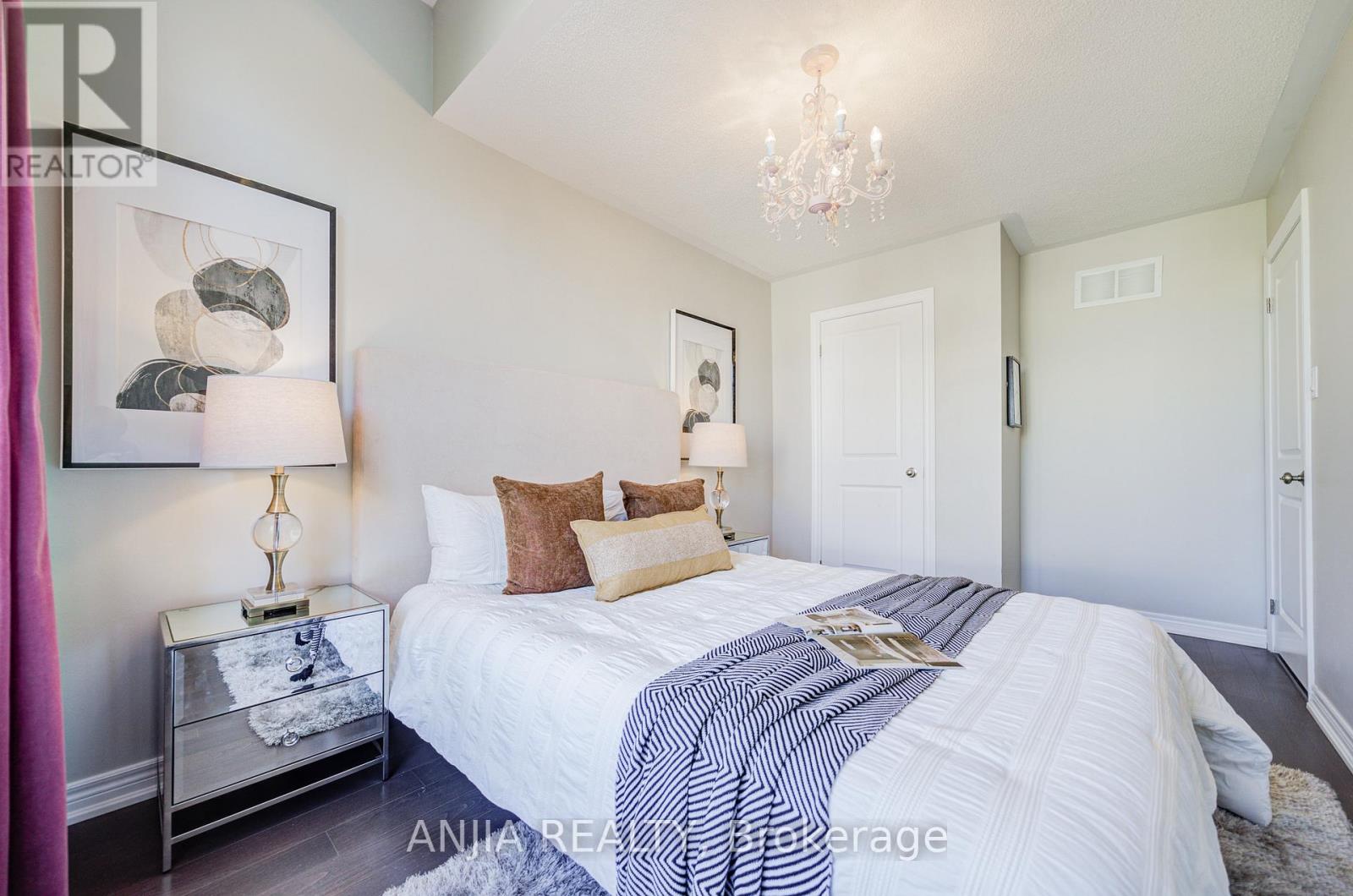 229 South Unionville Avenue, Markham, Ontario  L3R 5S6 - Photo 34 - N12484075