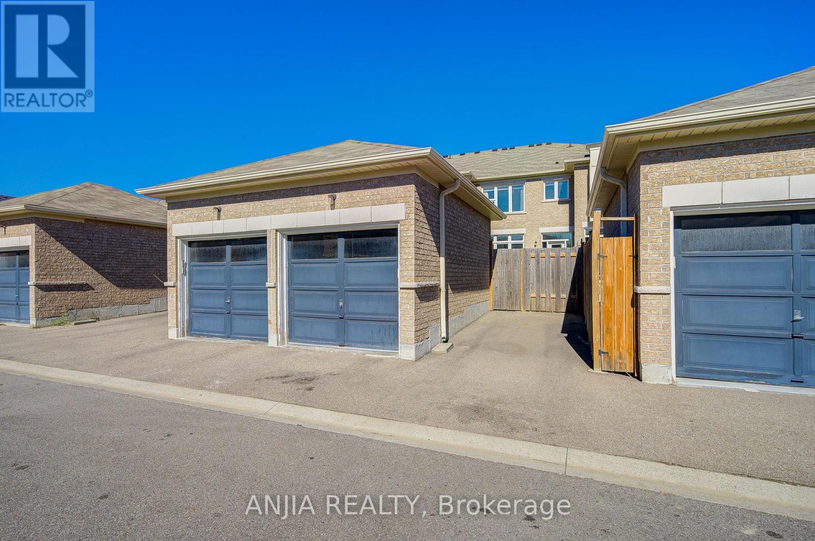 229 South Unionville Avenue, Markham, Ontario  L3R 5S6 - Photo 39 - N12484075