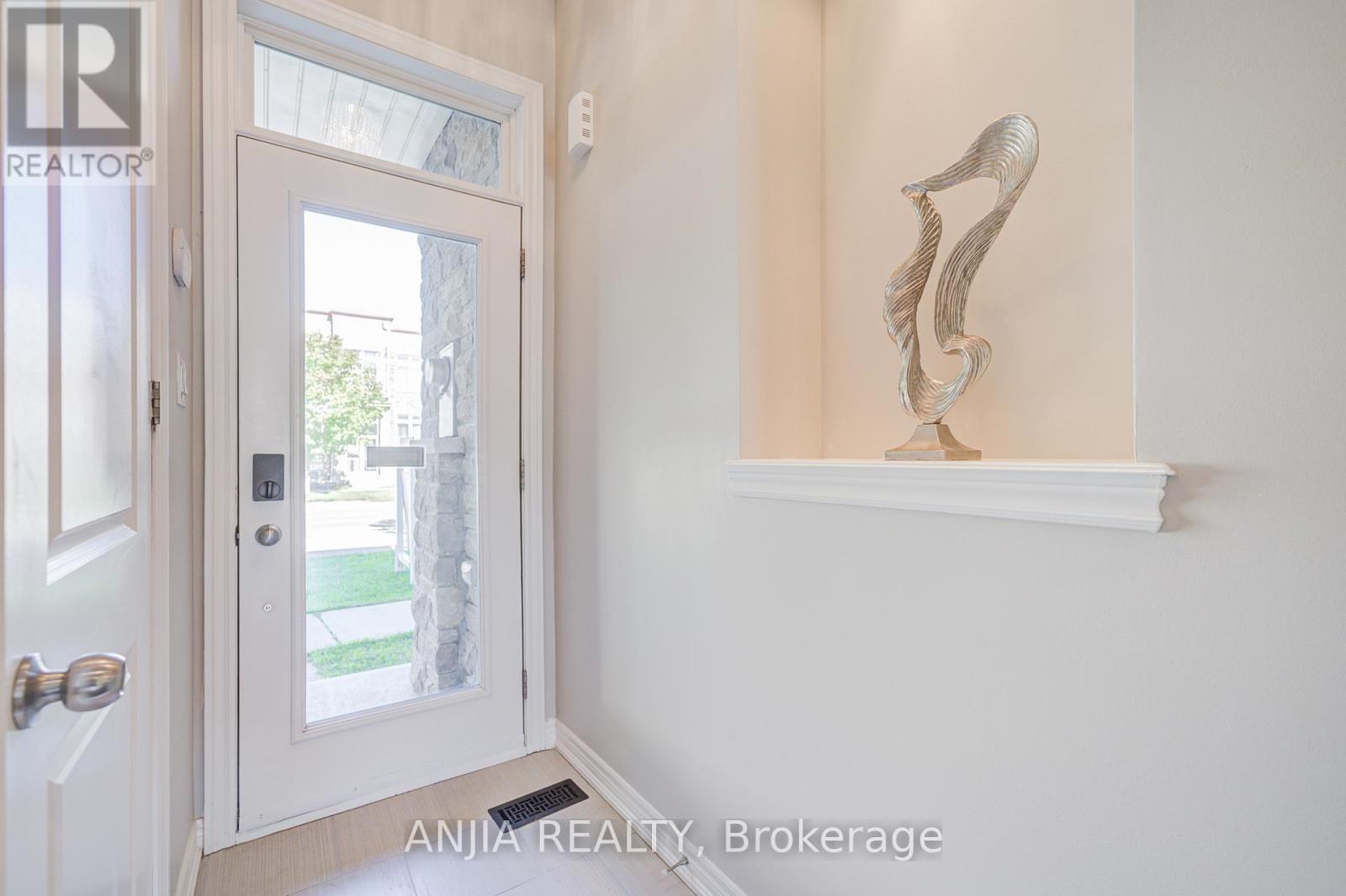 229 South Unionville Avenue, Markham, Ontario  L3R 5S6 - Photo 4 - N12484075