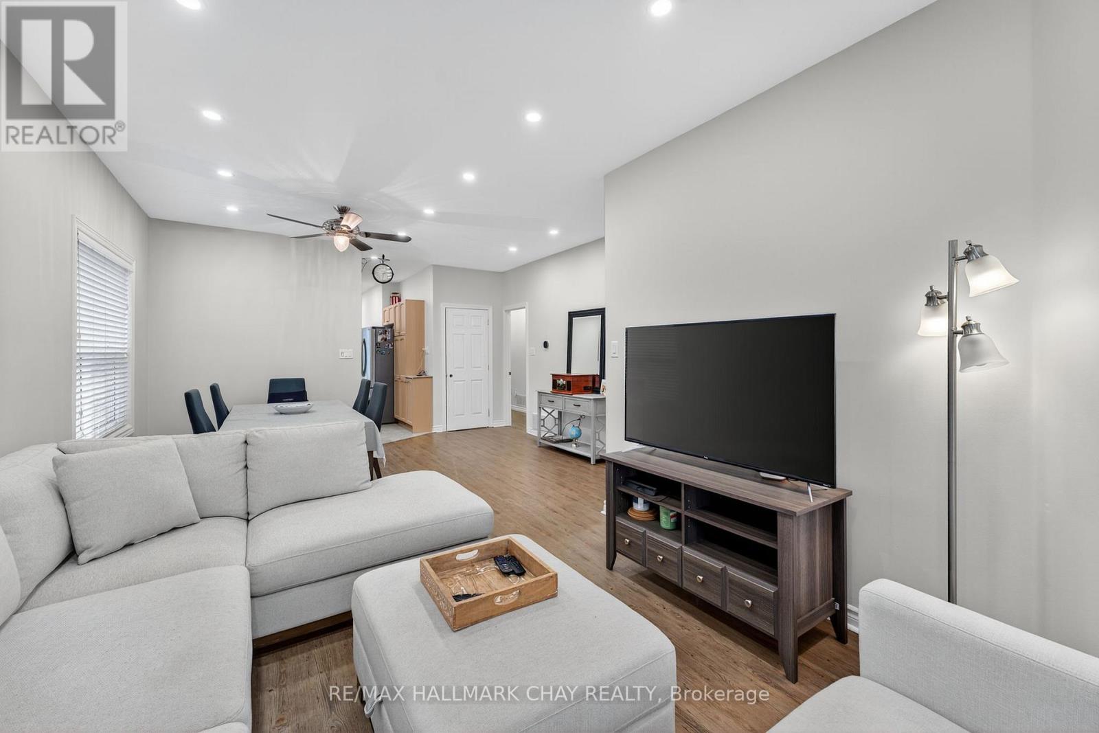 158 Pringle Drive, Barrie (Edgehill Drive), Ontario  L4N 0R3 - Photo 6 - S12483968