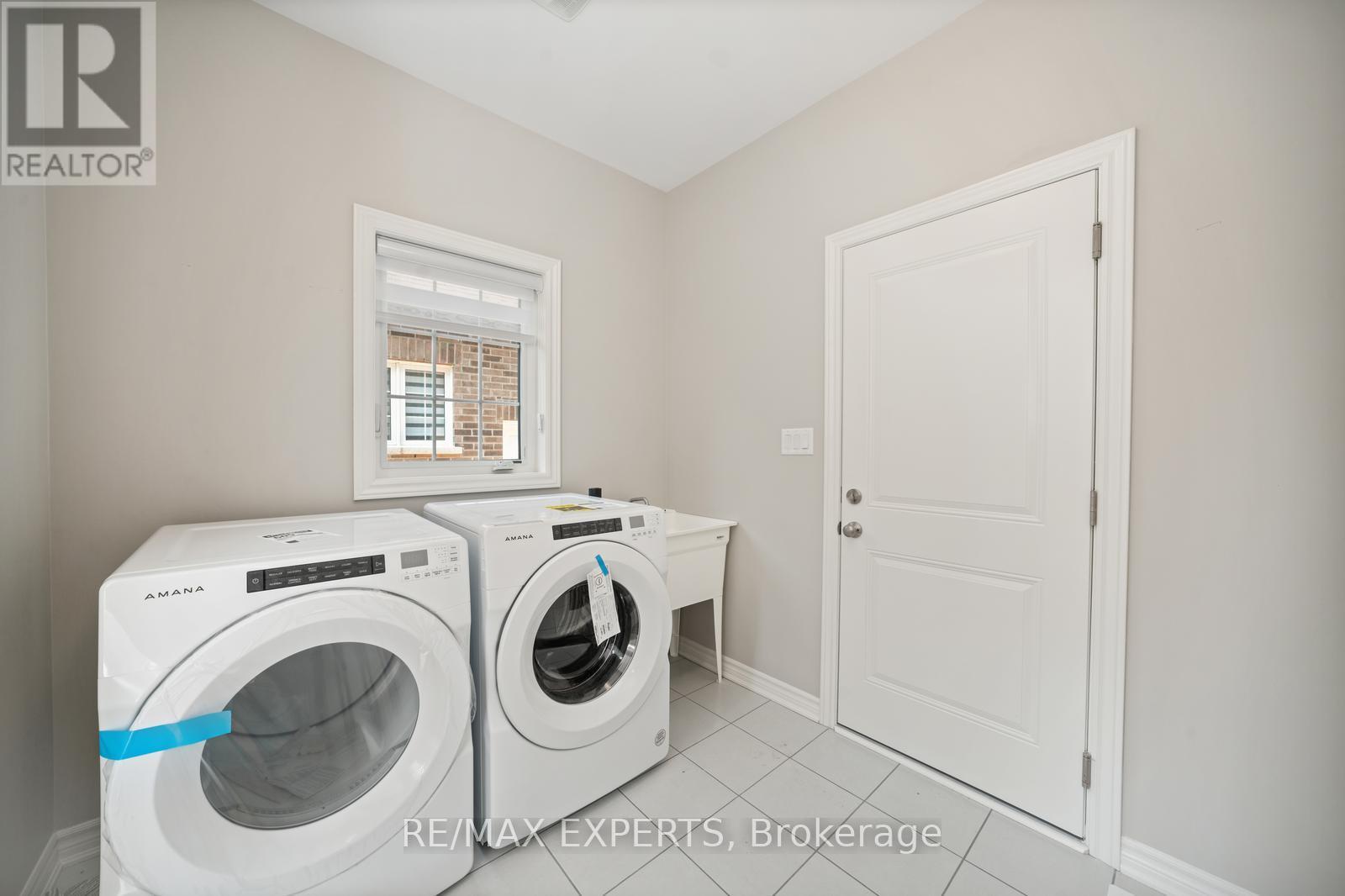 216 Cubitt Street, Clearview, Ontario  L0M 1S0 - Photo 21 - S12484041