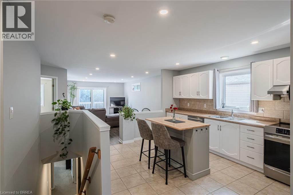 60 Savannah Ridge Drive, Paris, Ontario  N3L 4G5 - Photo 9 - 40765239