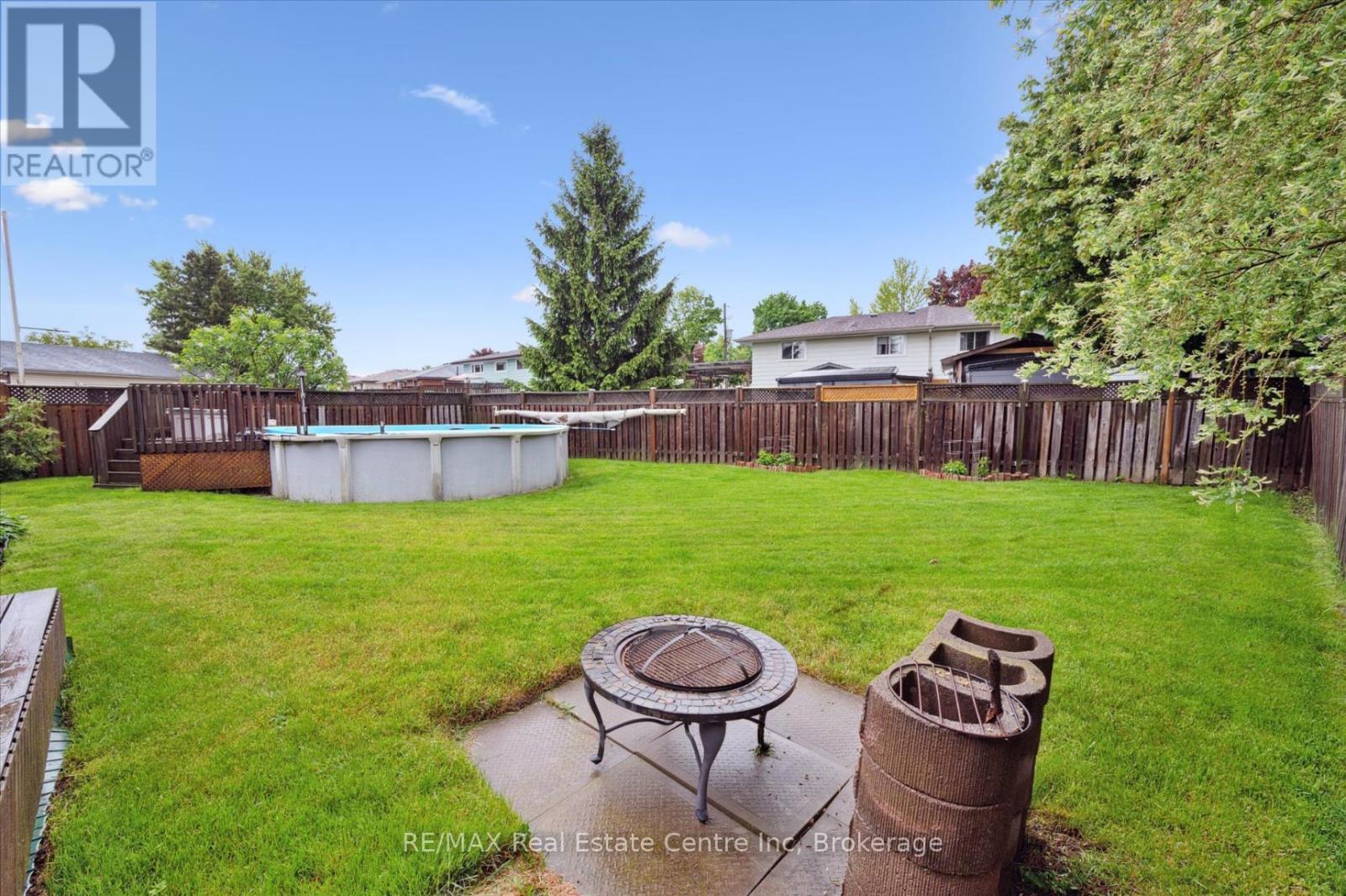 10 Villa Court, Hamilton, Ontario  L8W 1M2 - Photo 22 - X12484134