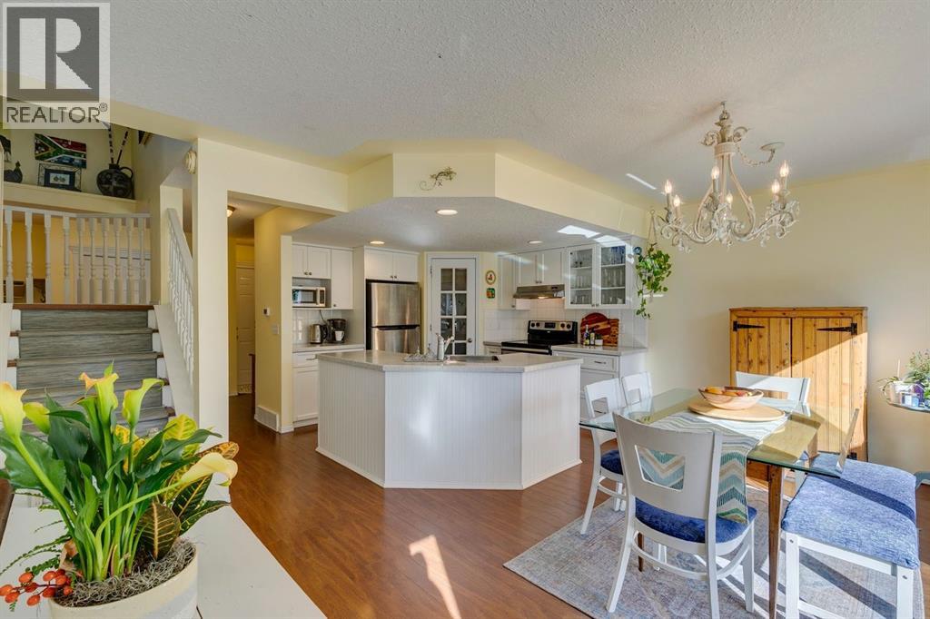 1145 Sunlake Link Se, Calgary, Alberta  T2X 3G8 - Photo 9 - A2261578