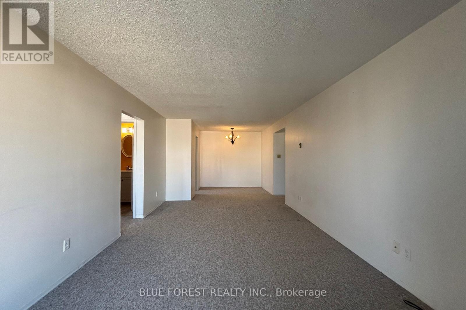141 - 1096 Jalna Boulevard, London South, Ontario  N6E 3B8 - Photo 3 - X12484095