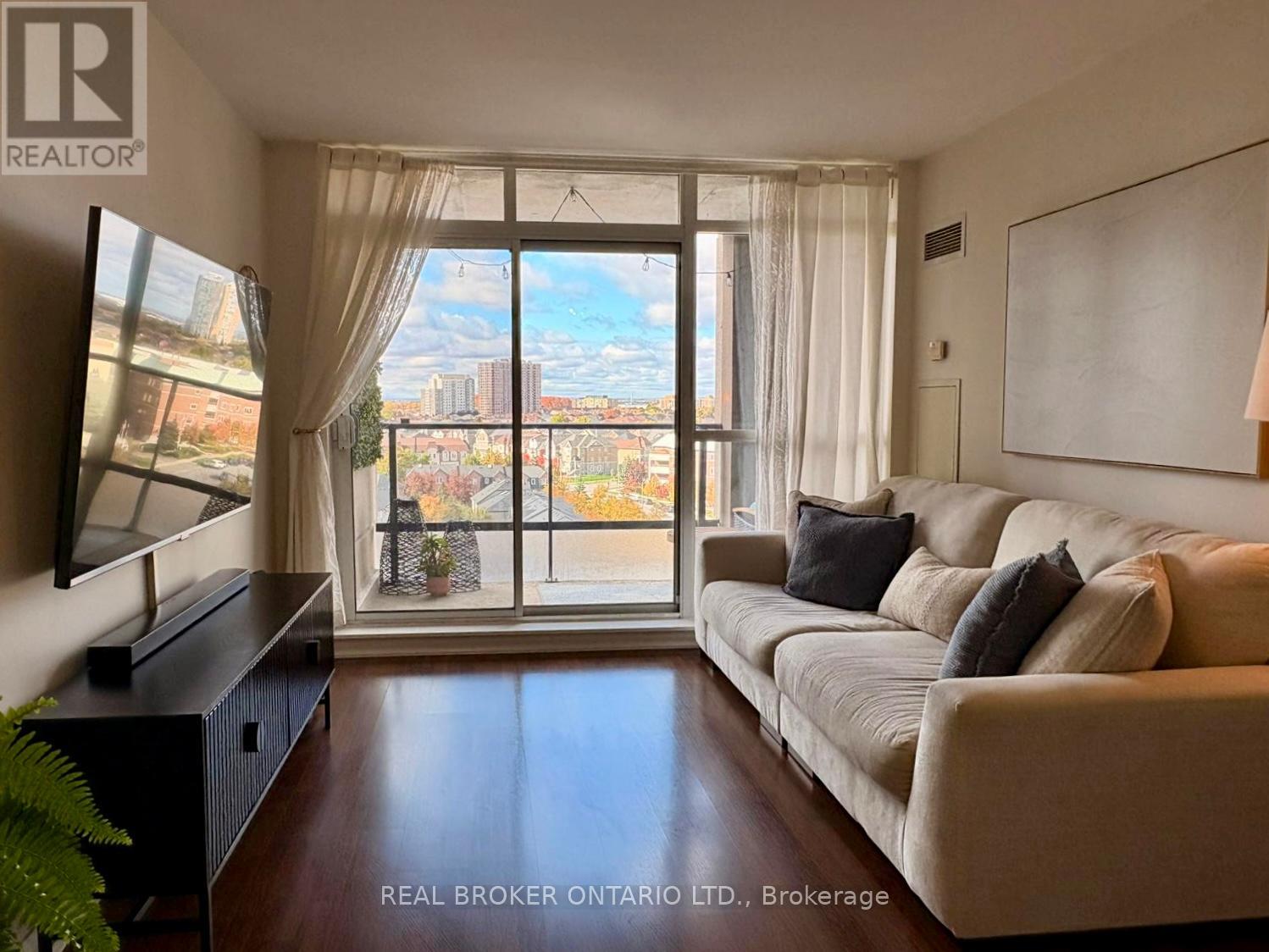 1108 - 220 Forum Drive, Mississauga, Ontario  L4Z 4K1 - Photo 3 - W12484019