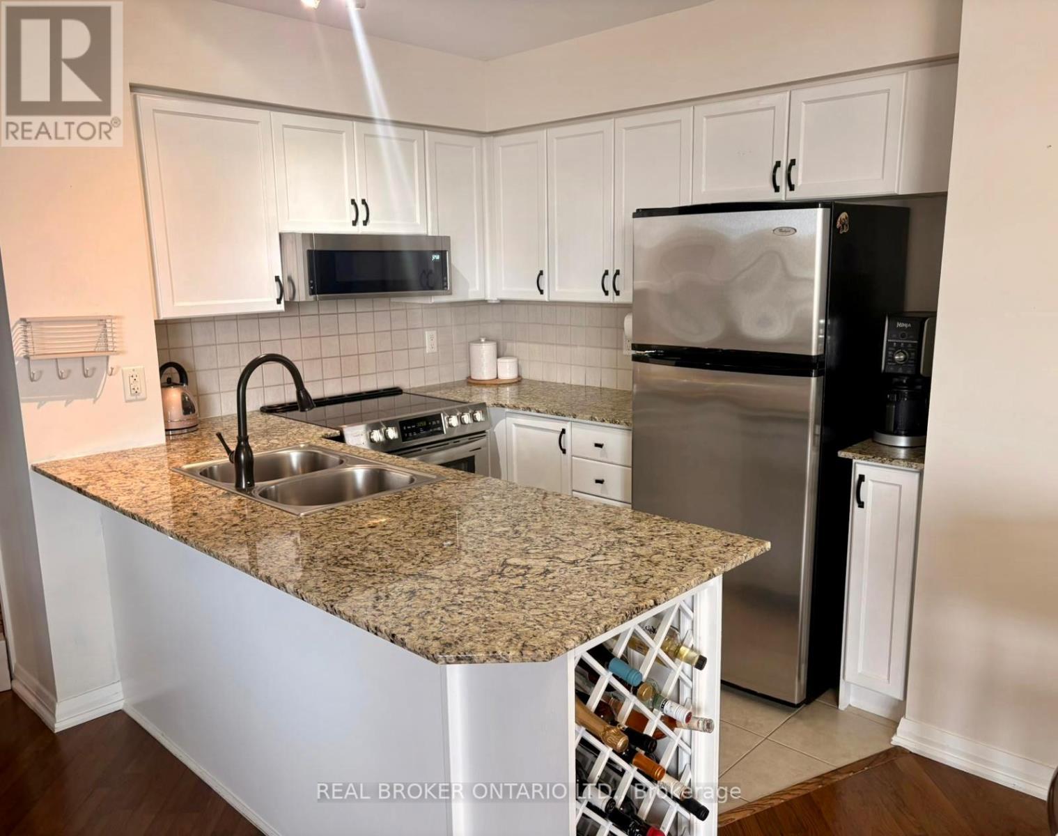 1108 - 220 Forum Drive, Mississauga, Ontario  L4Z 4K1 - Photo 8 - W12484019