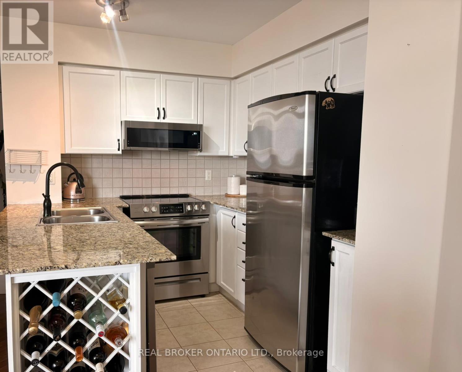 1108 - 220 Forum Drive, Mississauga, Ontario  L4Z 4K1 - Photo 9 - W12484019