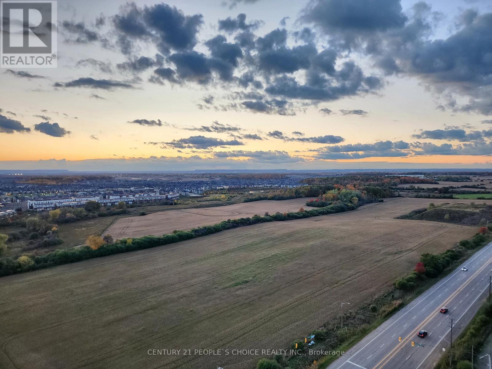 2004 - 3079 Trafalgar Road, Oakville, Ontario  L6H 8C5 - Photo 9 - W12484046