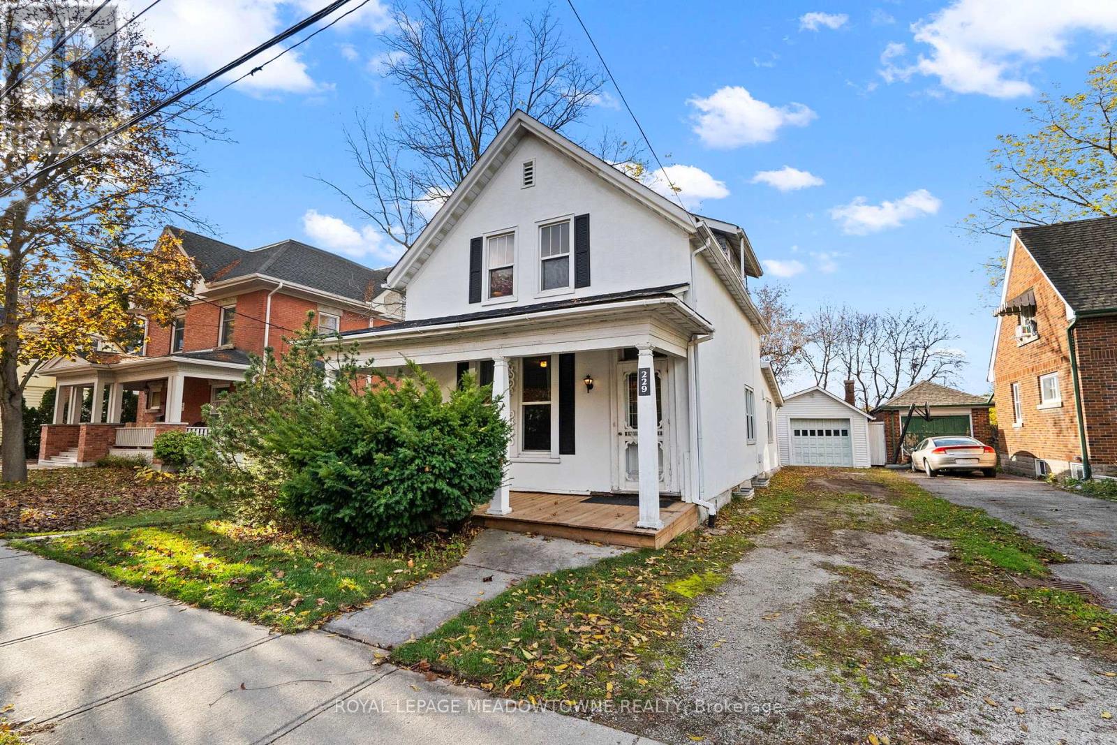 229 QUEEN STREET, Milton, Ontario