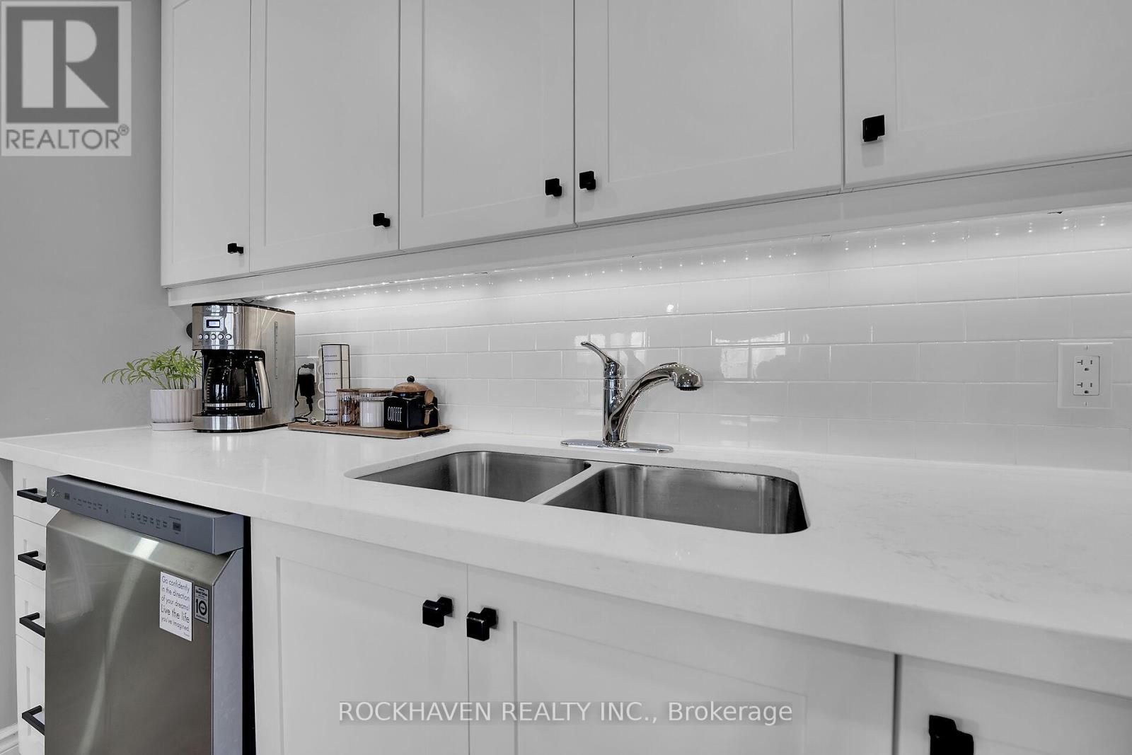 2 - 4201 Longmoor Drive, Burlington, Ontario  L7L 5J9 - Photo 12 - W12484084