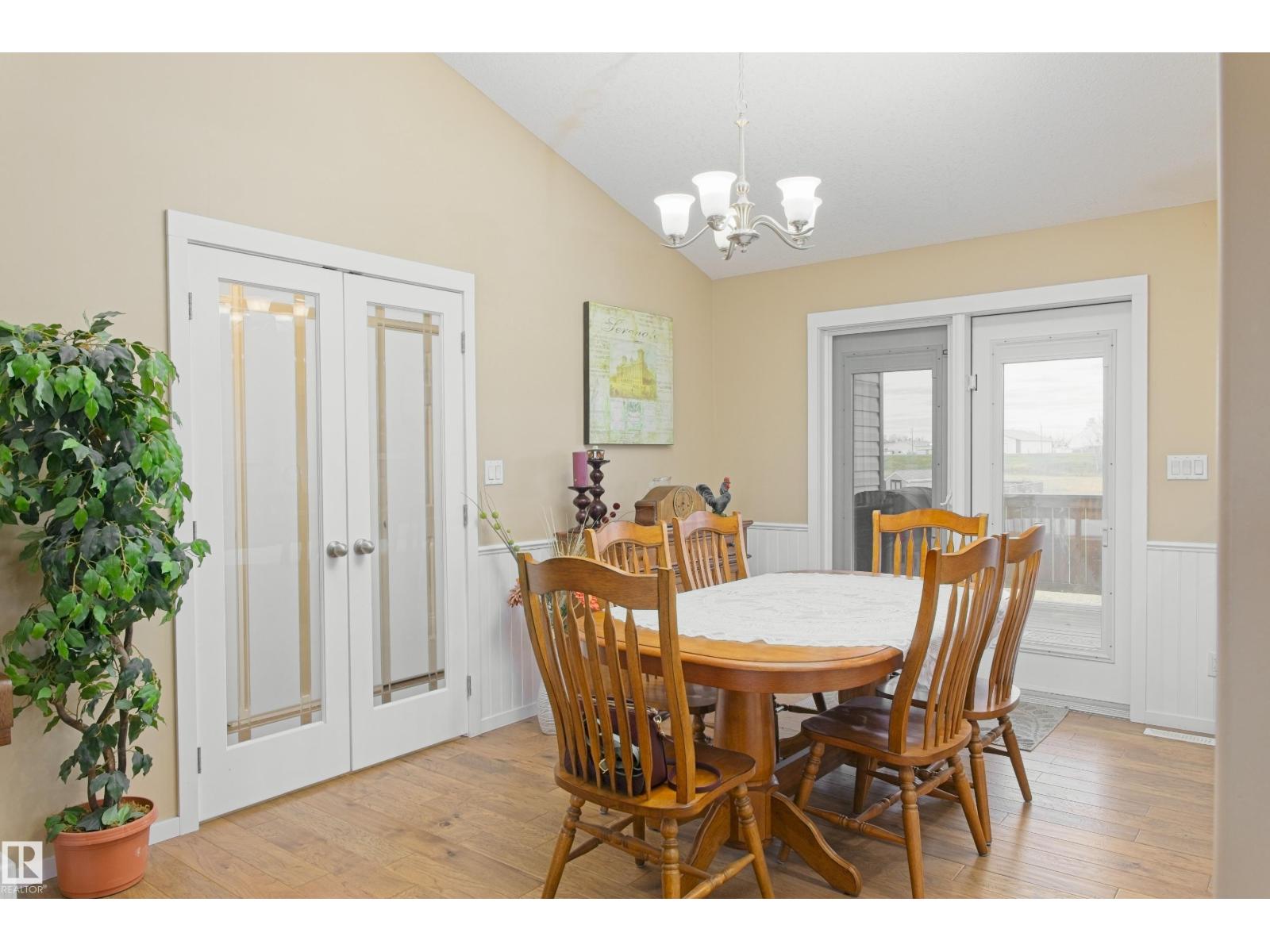 5902 44 Street, Barrhead, Alberta  T7N 0A4 - Photo 14 - E4463641