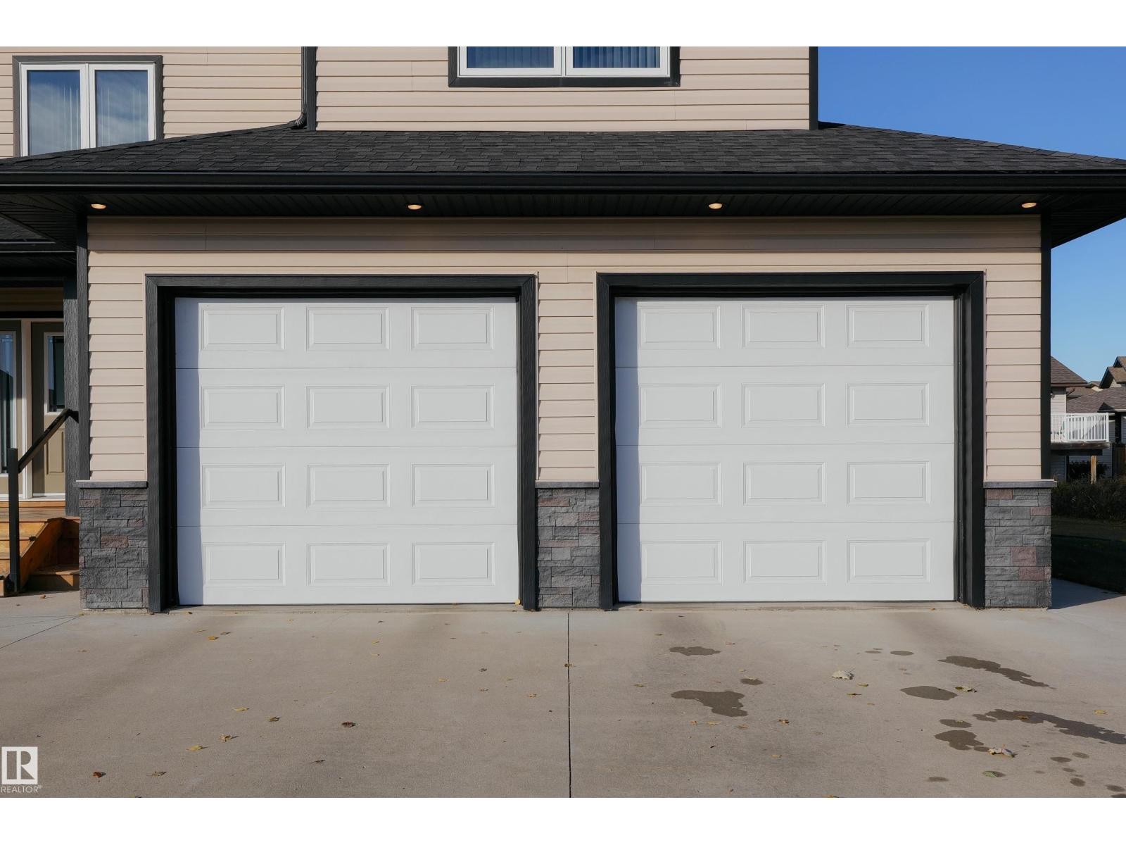 5902 44 Street, Barrhead, Alberta  T7N 0A4 - Photo 3 - E4463641