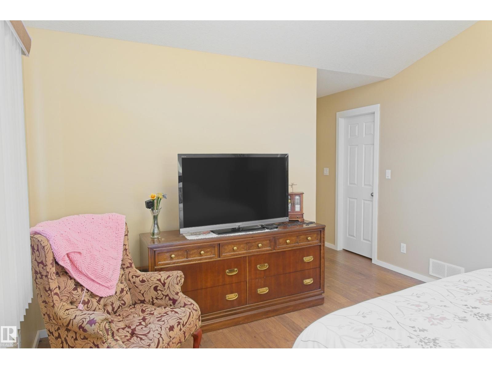 5902 44 Street, Barrhead, Alberta  T7N 0A4 - Photo 34 - E4463641