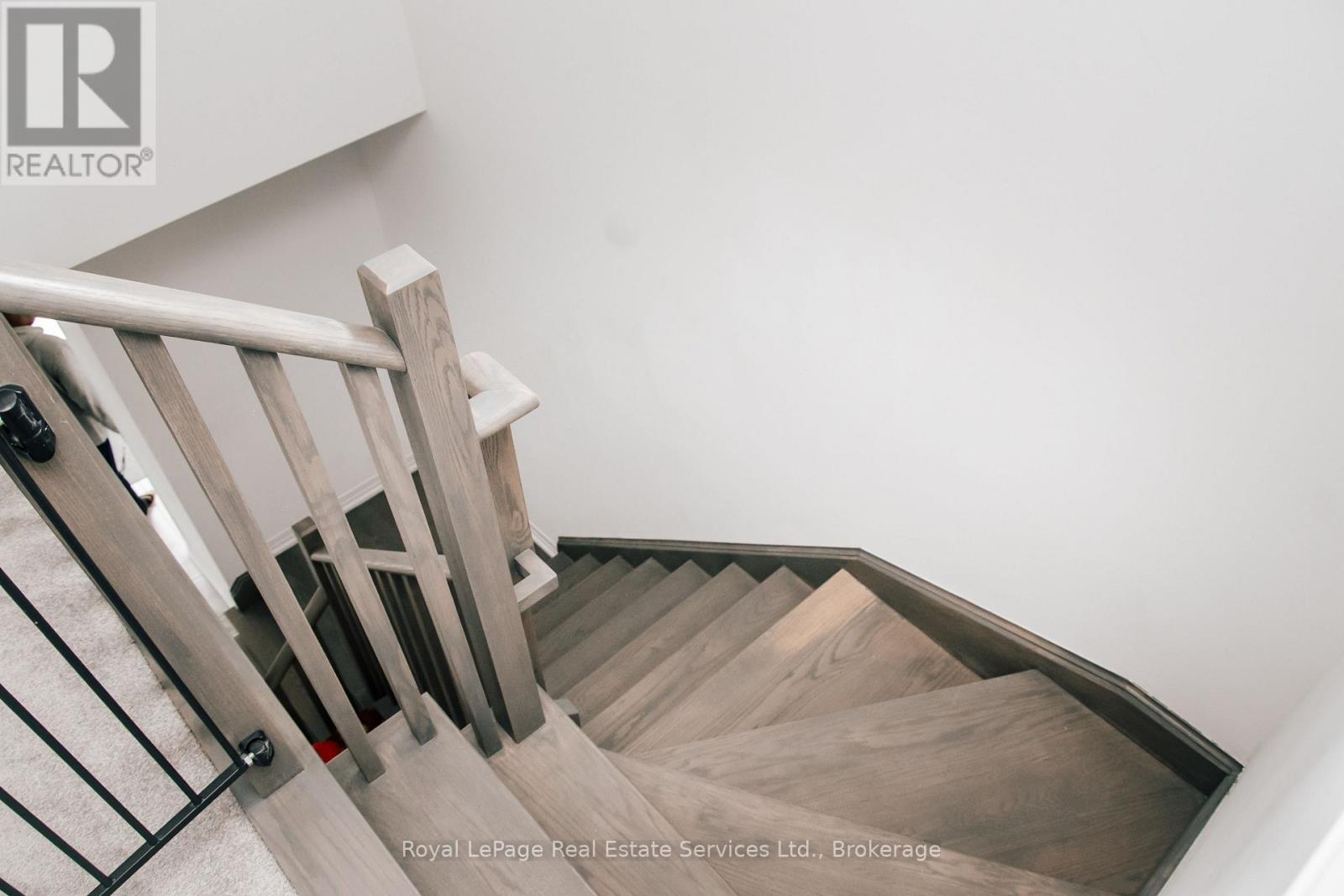 85 Gateland Drive, Barrie (Painswick South), Ontario  L9J 0N2 - Photo 12 - S12484142