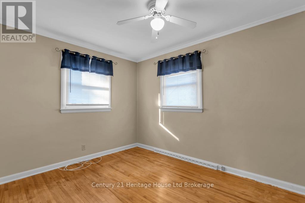 50 Machenry Street, Lambton Shores, Ontario N0N 1J0 - Photo 14 - X12484124