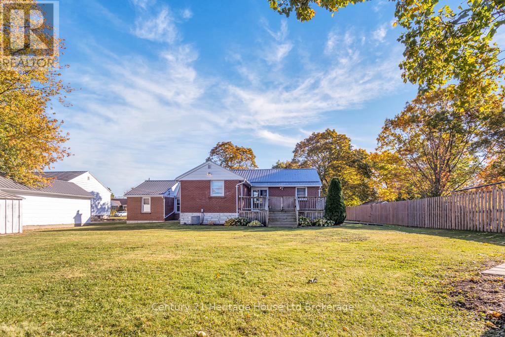 50 Machenry Street, Lambton Shores, Ontario N0N 1J0 - Photo 22 - X12484124