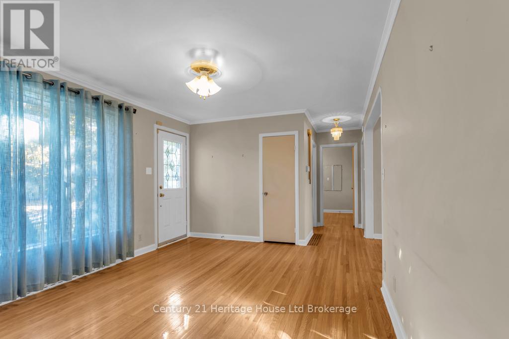 50 Machenry Street, Lambton Shores, Ontario N0N 1J0 - Photo 4 - X12484124