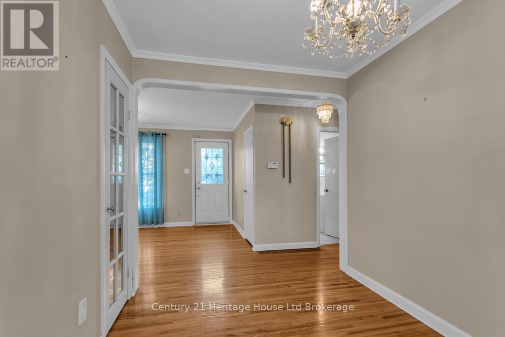 50 Machenry Street, Lambton Shores, Ontario N0N 1J0 - Photo 8 - X12484124